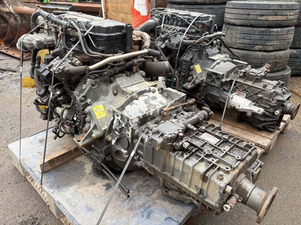 Truck Engines Spare Parts - Image 2